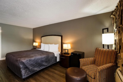 Knights Inn Fayetteville image 15
