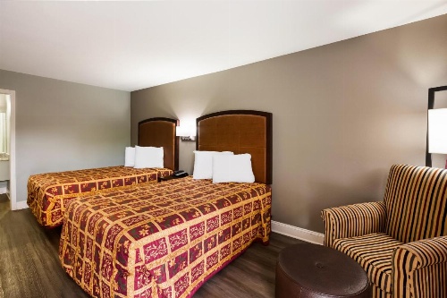 Knights Inn Fayetteville image 8
